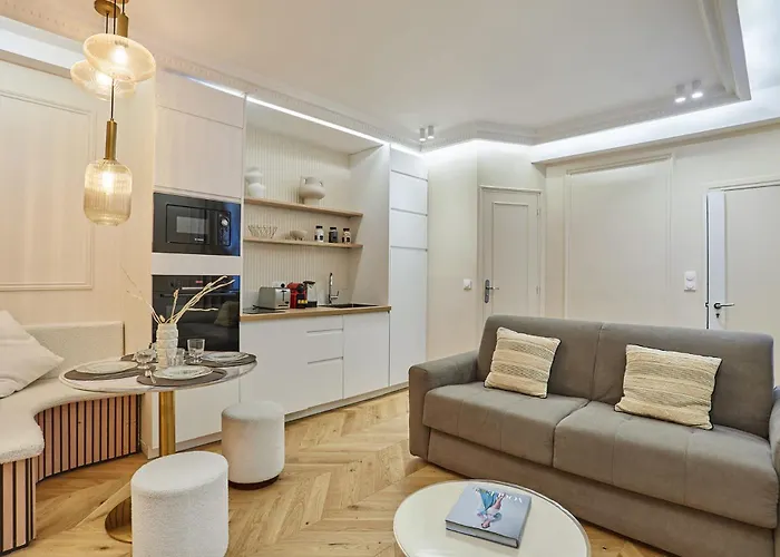 Sublime In The Heart Of 4 People Fbmar1 By Studioprestige Paris